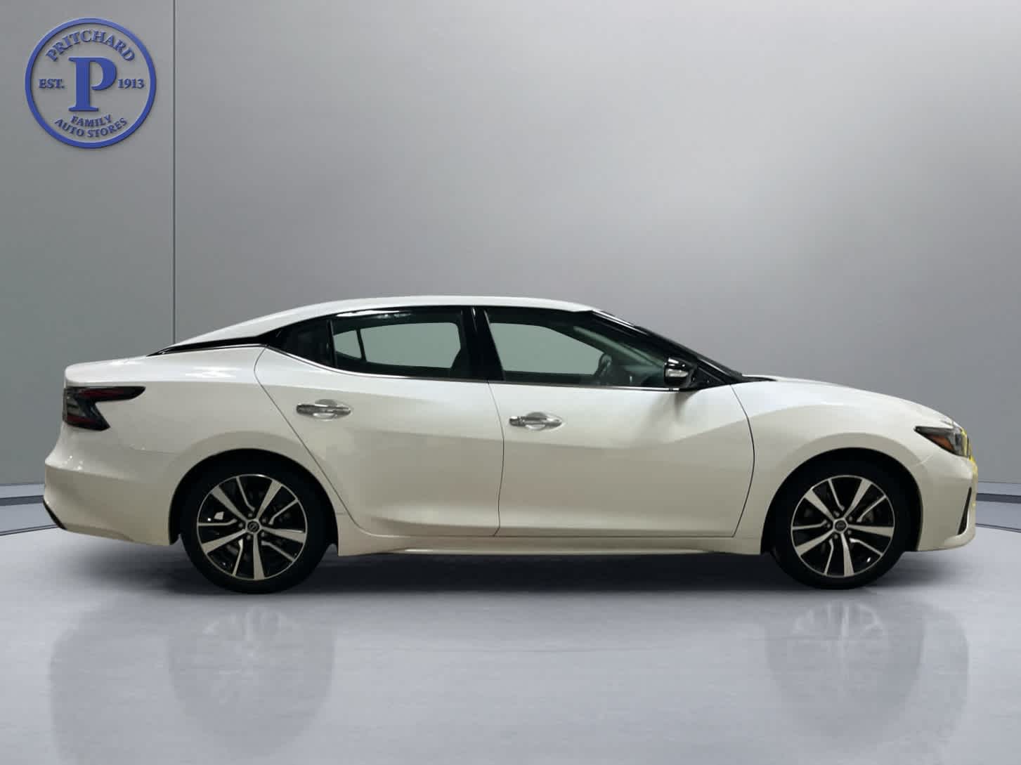 2023 Nissan Maxima SV