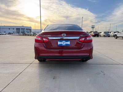 2016 Nissan Altima 2.5 SR