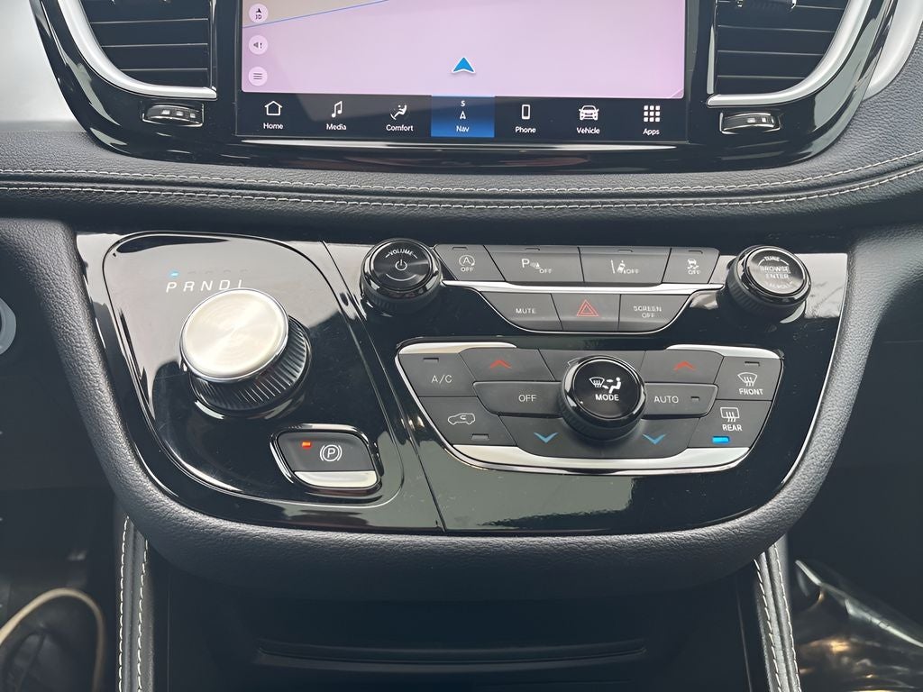 2025 Chrysler Pacifica Limited