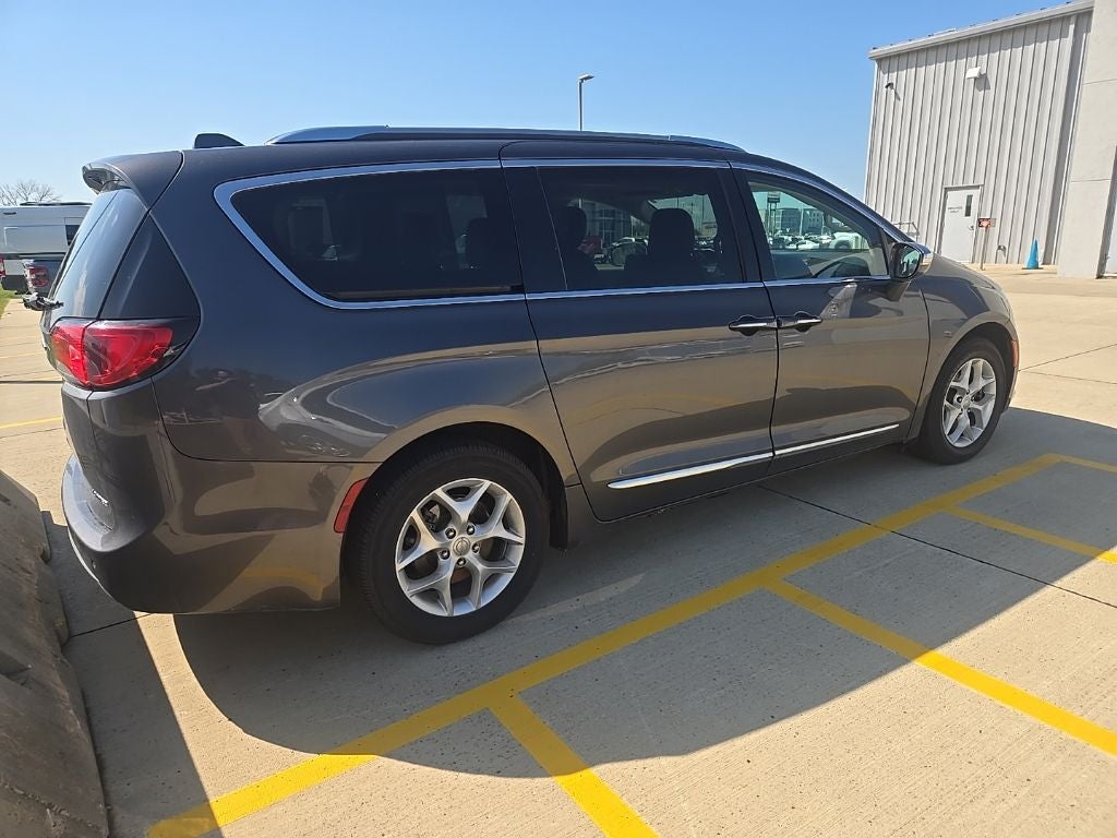 2020 Chrysler Pacifica Limited