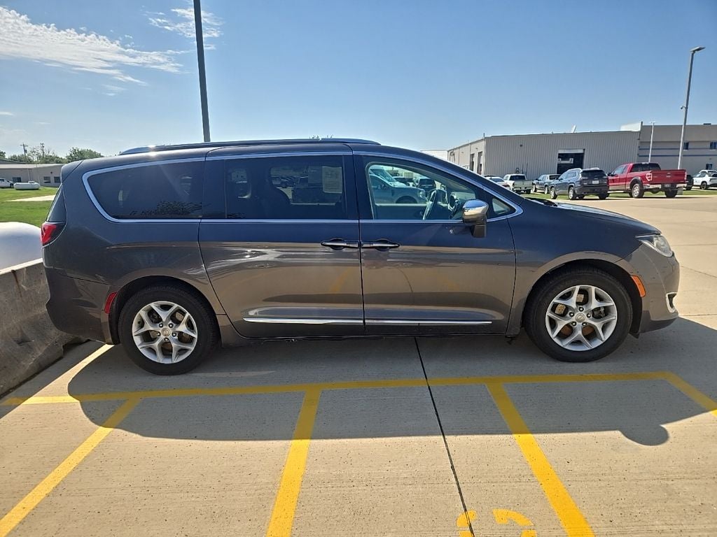 2020 Chrysler Pacifica Limited