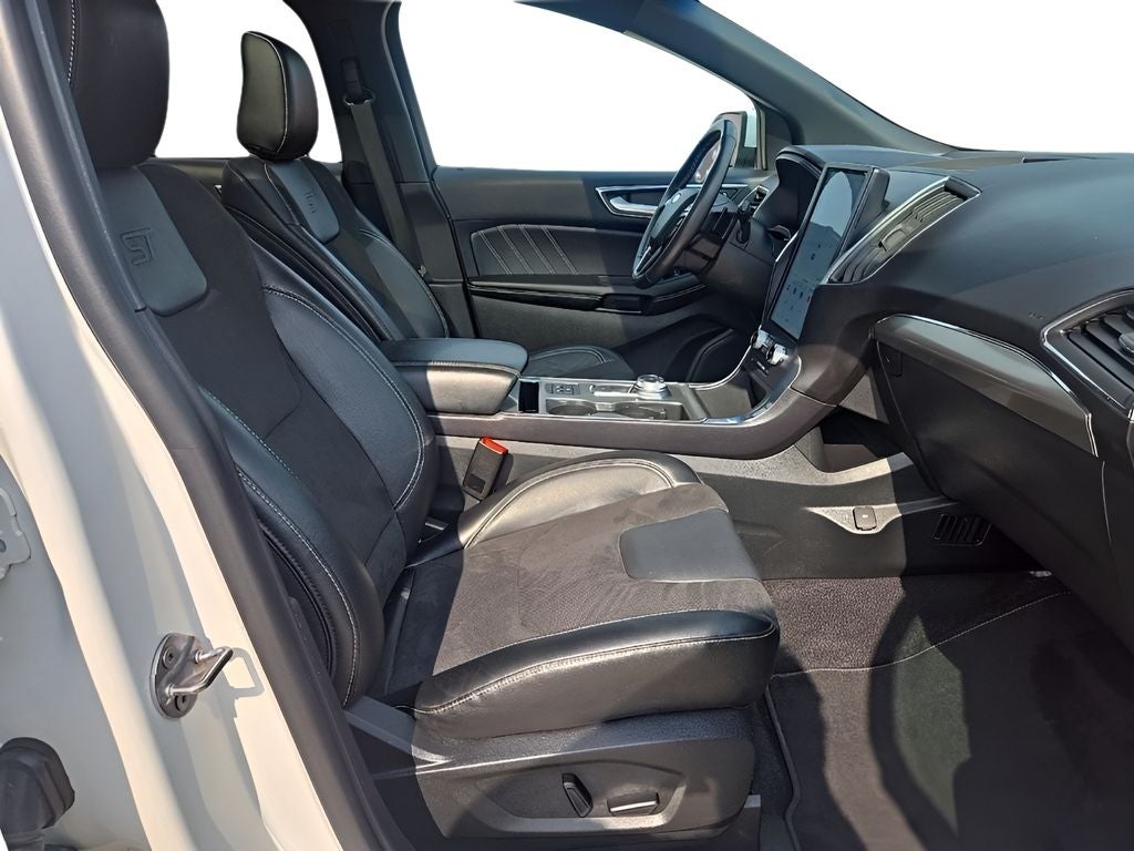 2023 Ford Edge ST