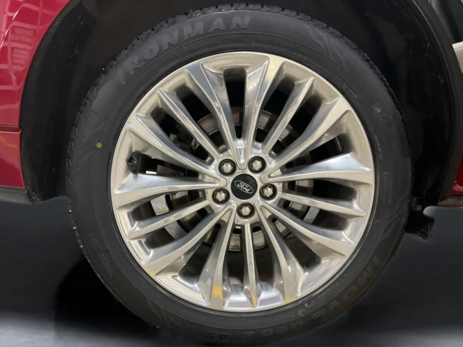 2022 Ford Edge Titanium