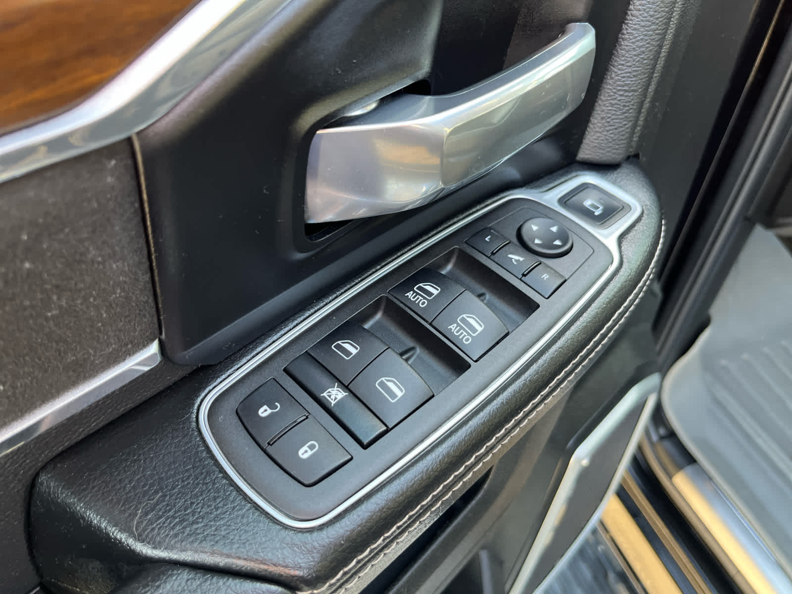 2022 RAM 3500 Laramie