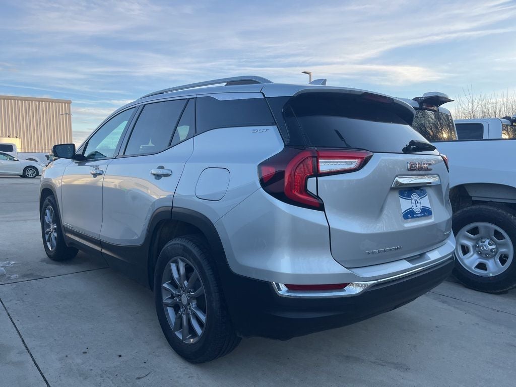 2022 GMC Terrain SLT