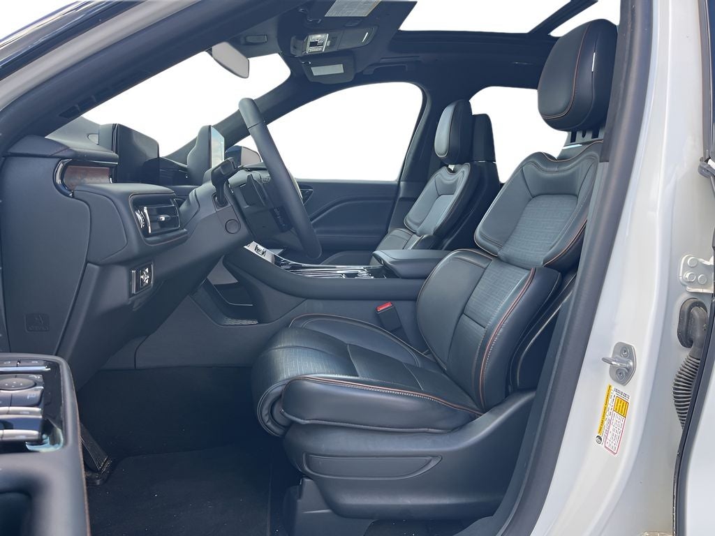 2025 Lincoln Aviator Black Label
