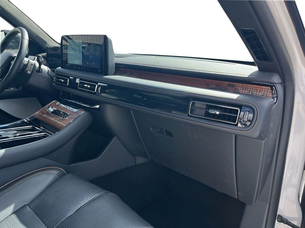 2025 Lincoln Aviator Black Label