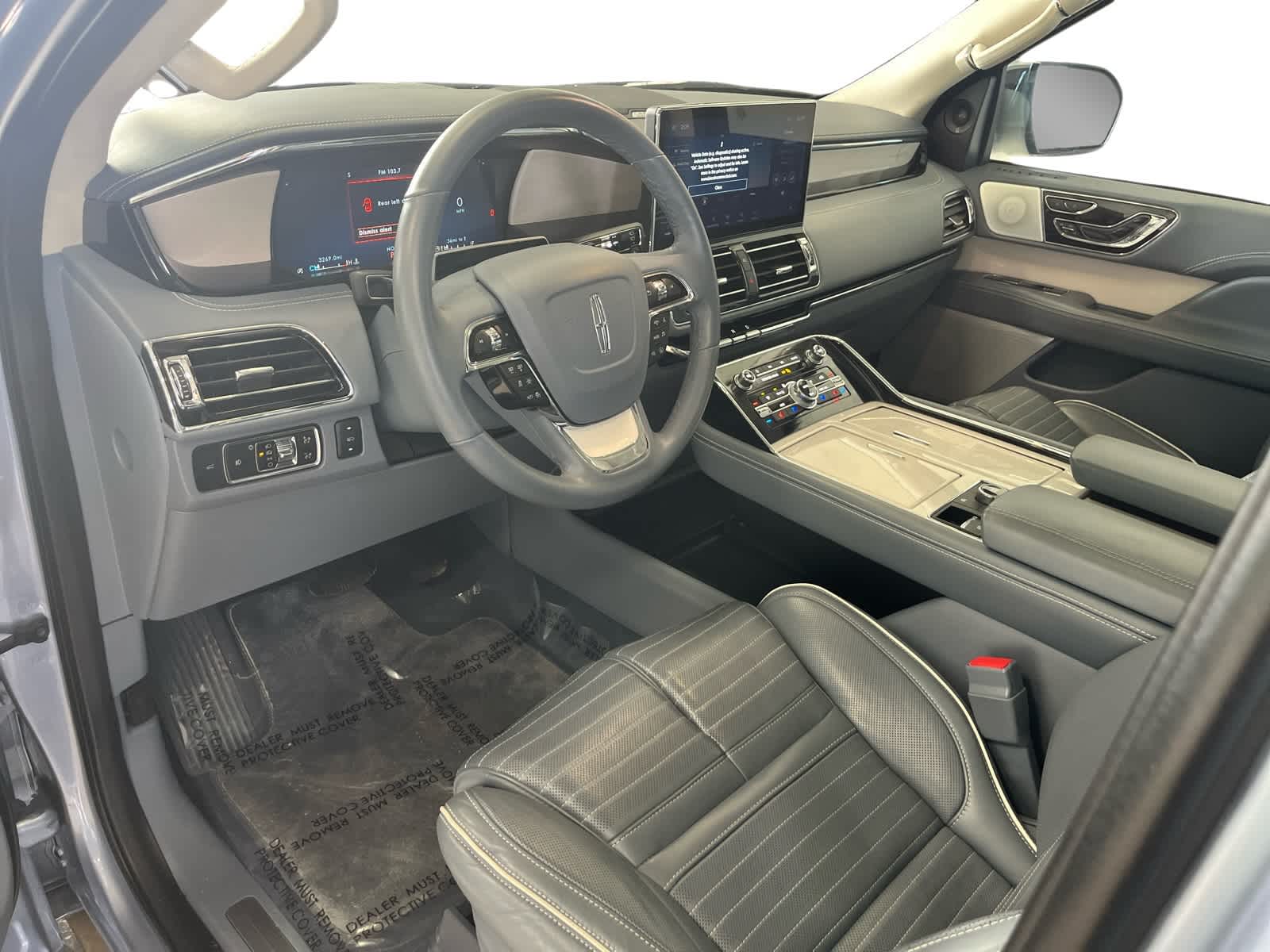 2024 Lincoln Navigator L Black Label