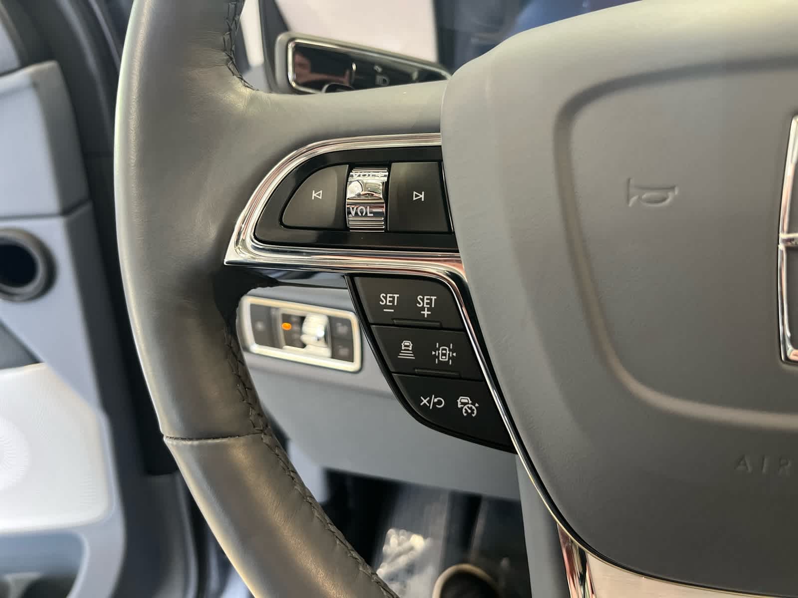 2024 Lincoln Navigator L Black Label