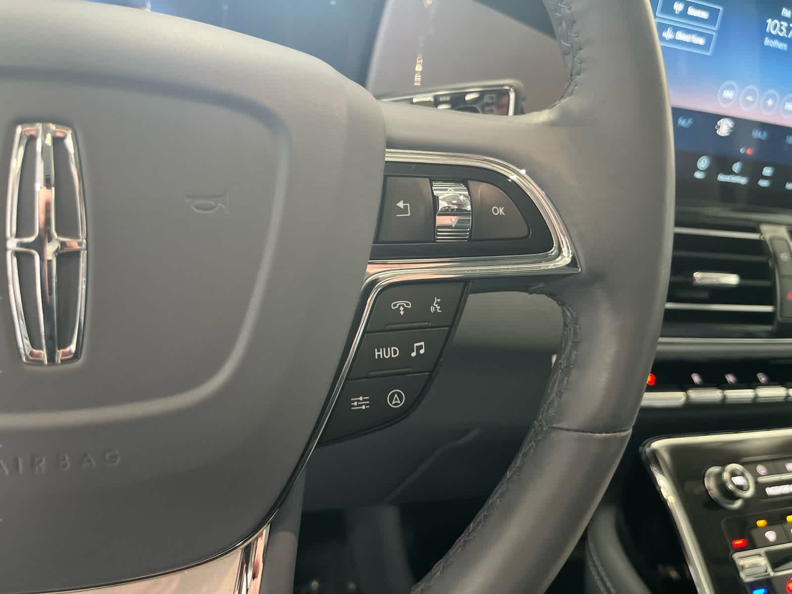 2024 Lincoln Navigator L Black Label