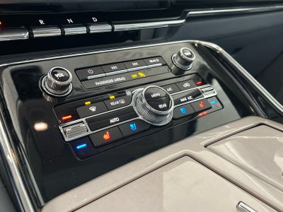 2024 Lincoln Navigator L Black Label