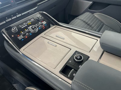 2024 Lincoln Navigator L Black Label