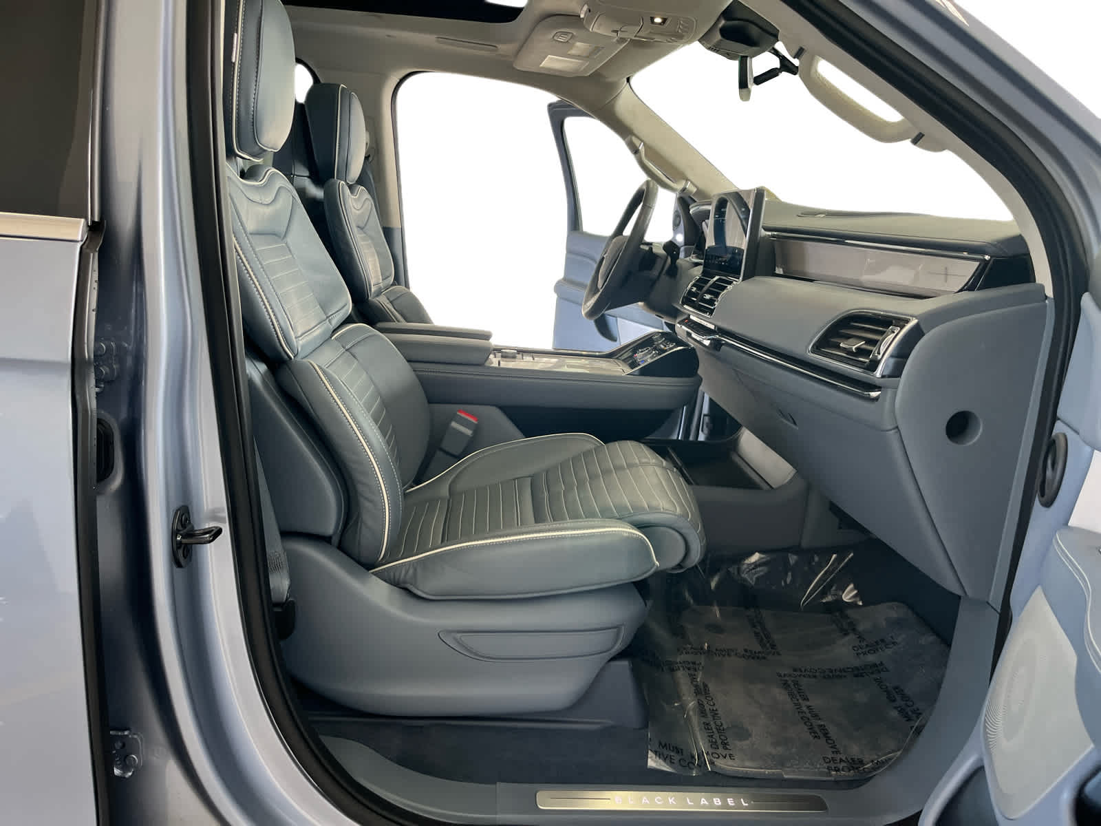 2024 Lincoln Navigator L Black Label