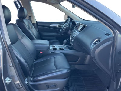 2020 Nissan Pathfinder SL