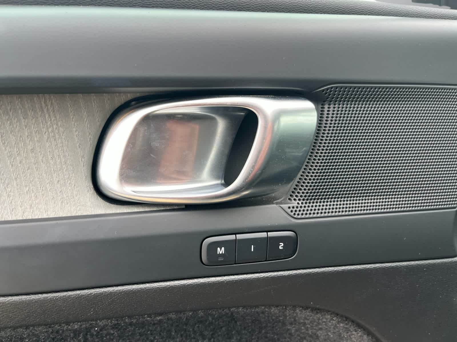 2025 Volvo XC40 Plus Dark Theme