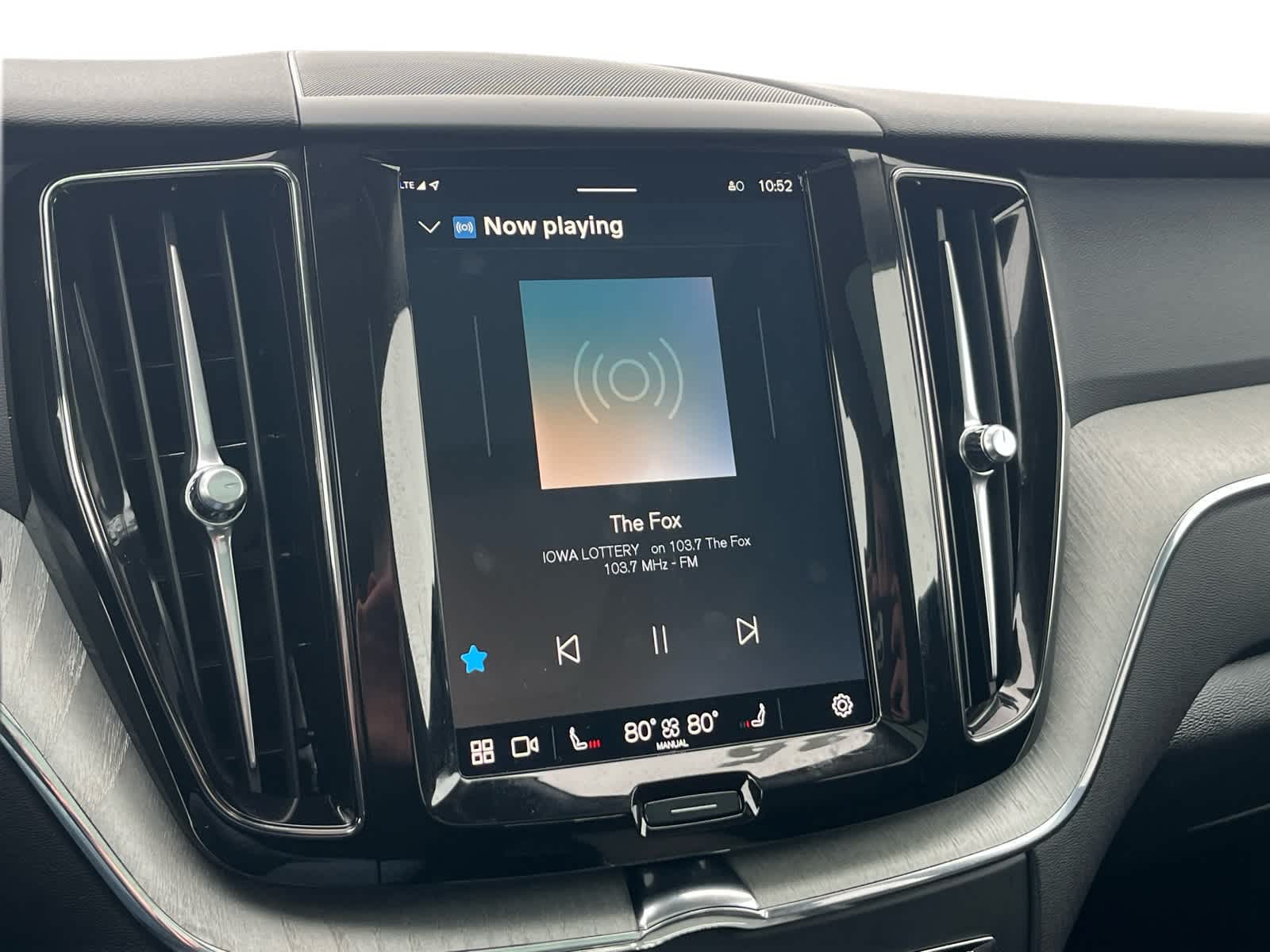 2025 Volvo XC60 Plus