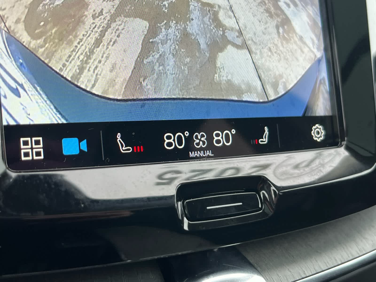 2025 Volvo XC60 Plus