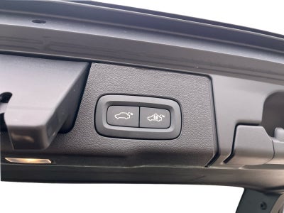 2025 Volvo XC60 Plus