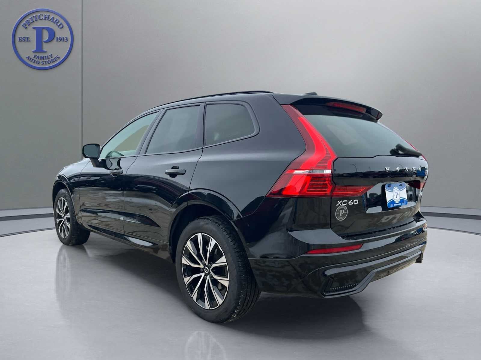 2025 Volvo XC60 Plus