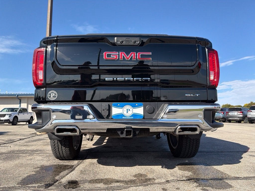 2025 GMC Sierra 1500 SLT